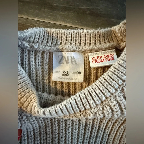 Zara • 2-3 Years • one piece Sweater Vest Searsucker Shirt - Picture 5 of 5